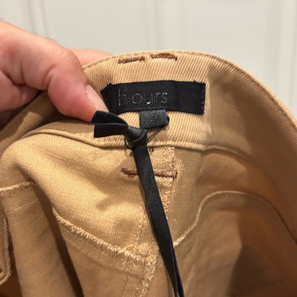 h:ours Tan High Waist Shorts - Picture 5 of 6